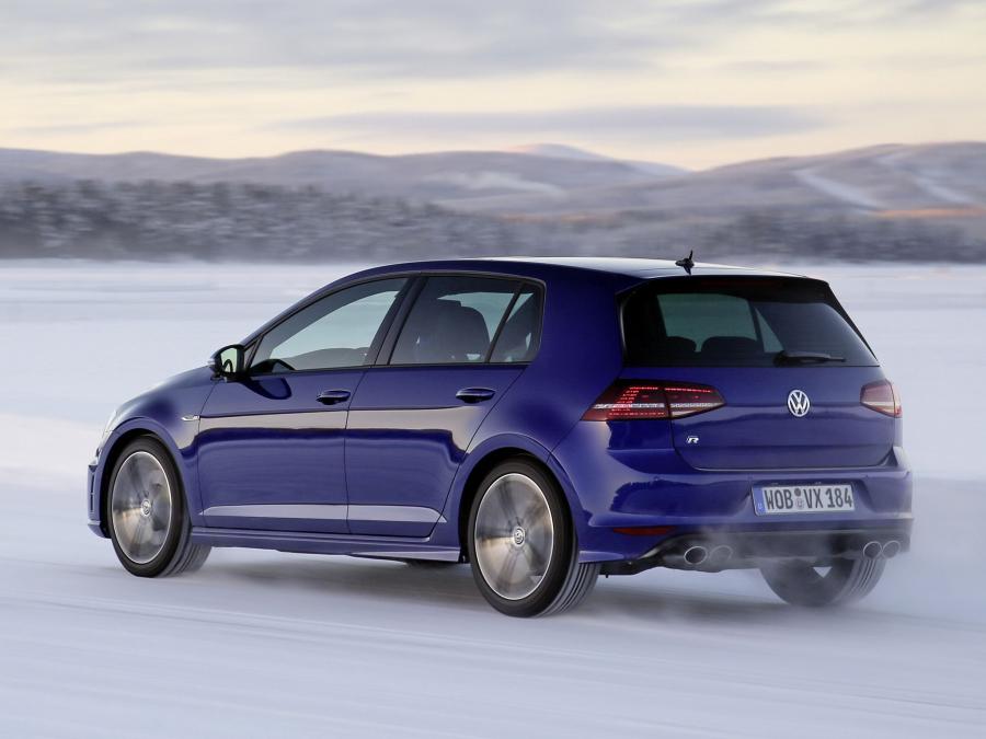  Volkswagen Golf R 5-Door 2013 года  (фото 16 из 100)